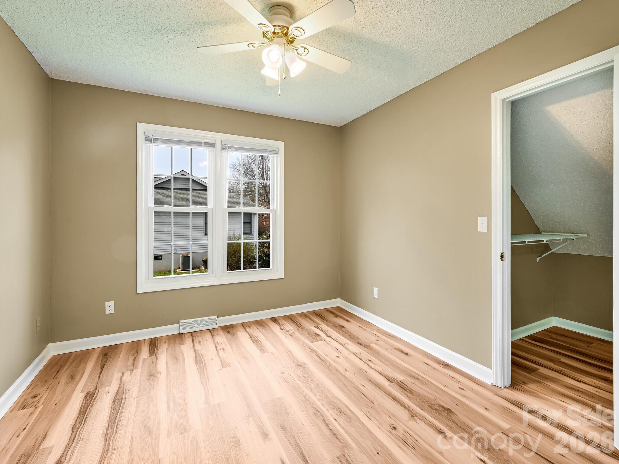 Meadow Oaks - Residential