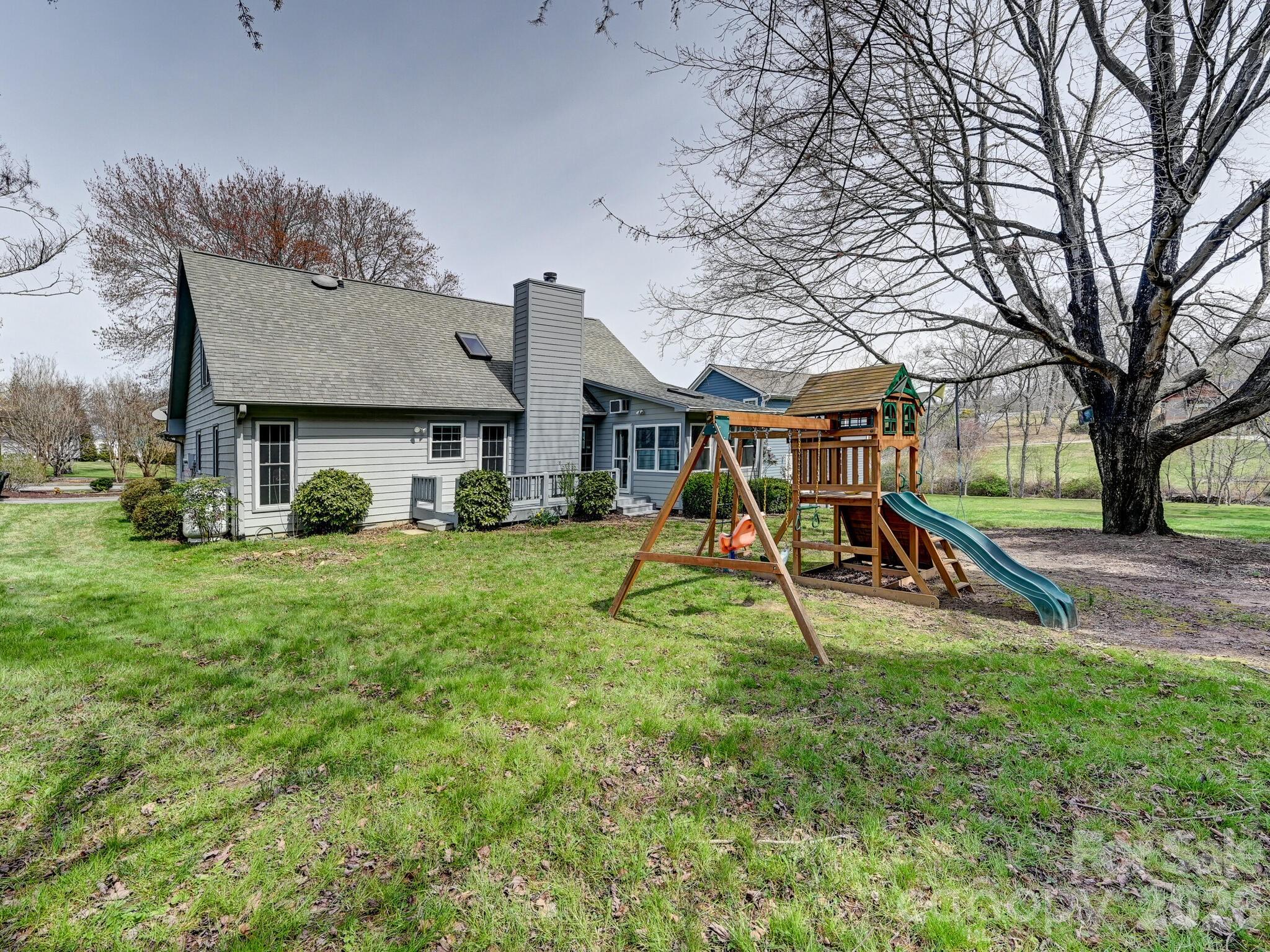 Meadow Oaks - Residential