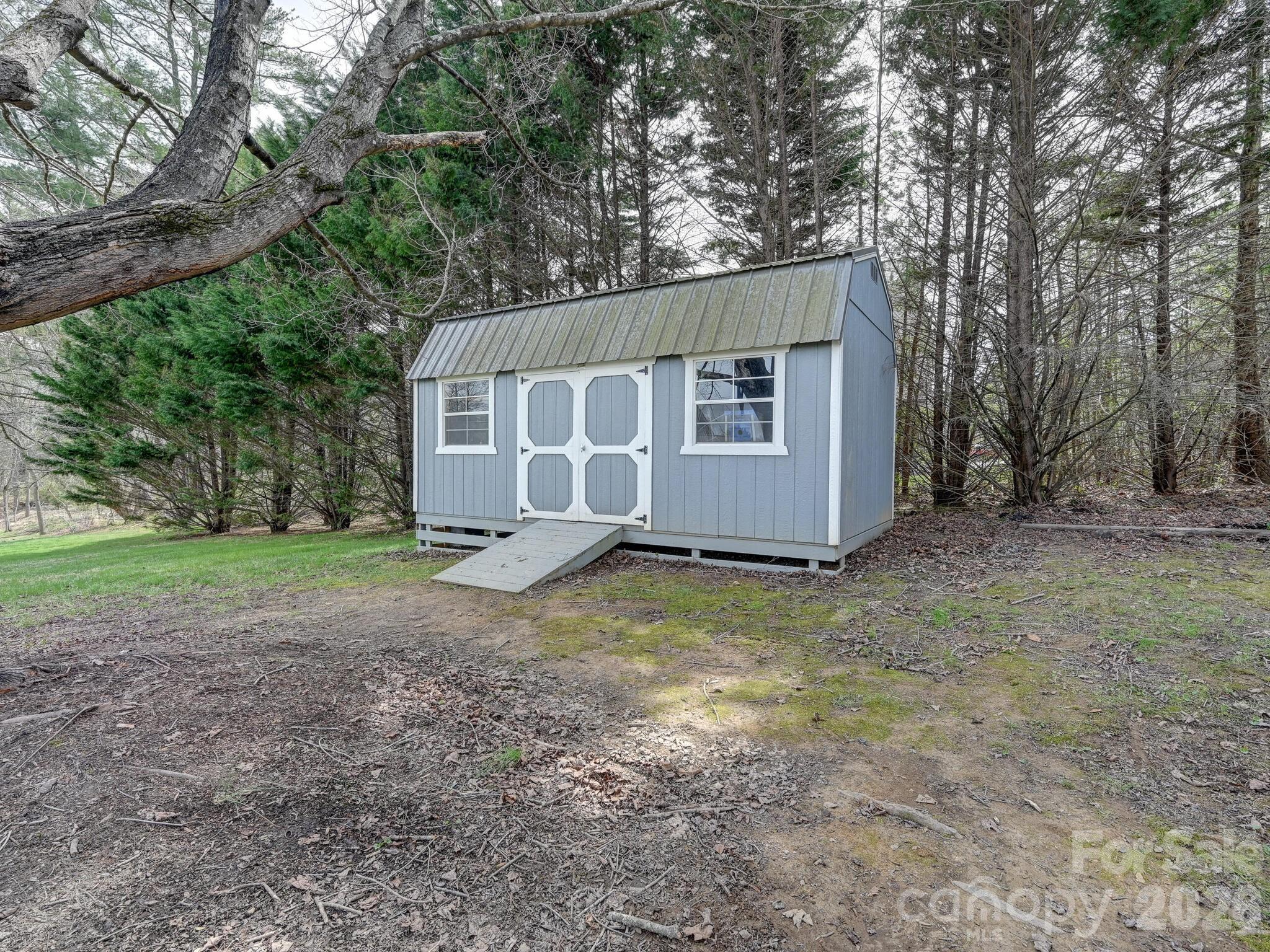 Meadow Oaks - Residential