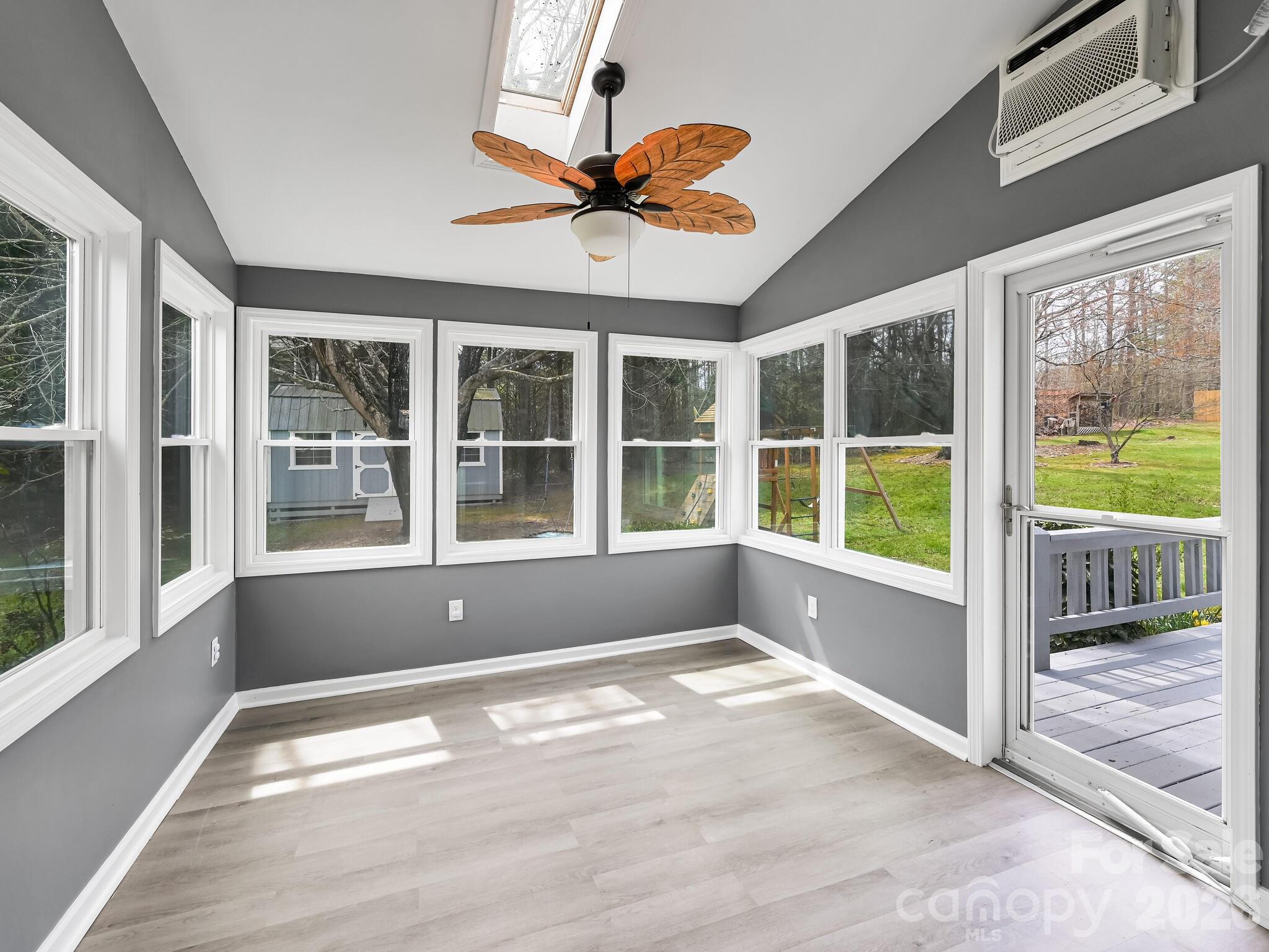 Meadow Oaks - Residential