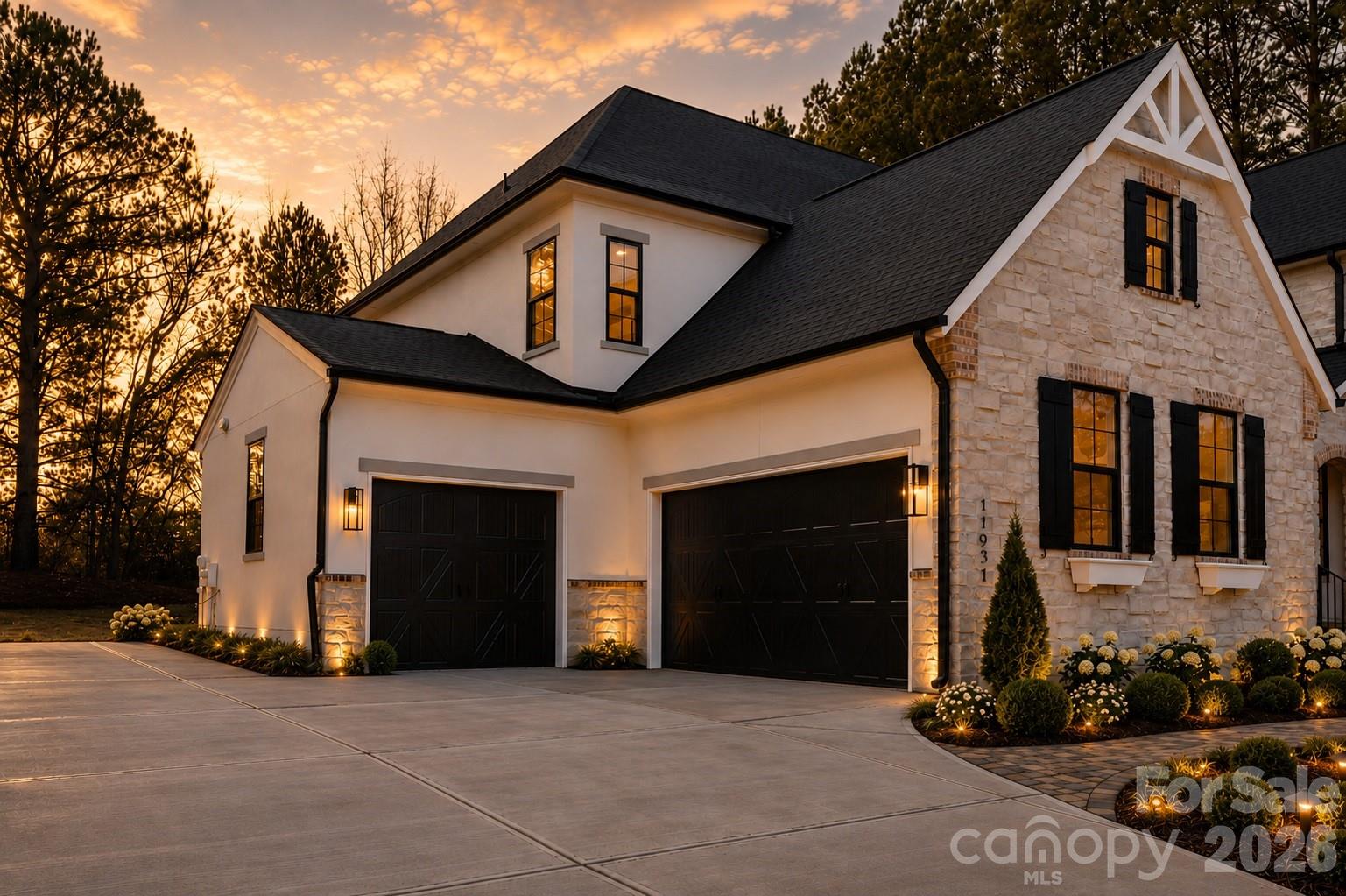 2804 Forest Lawn Drive