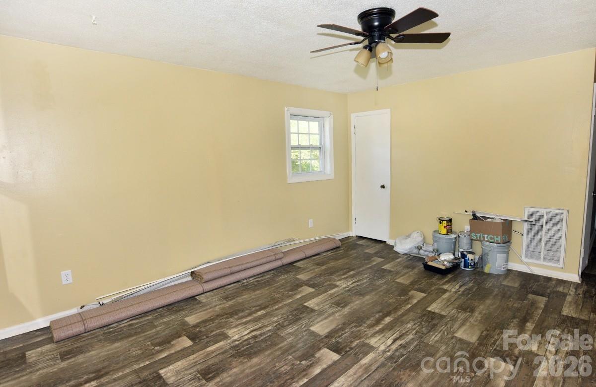 3560 Dogwood Court