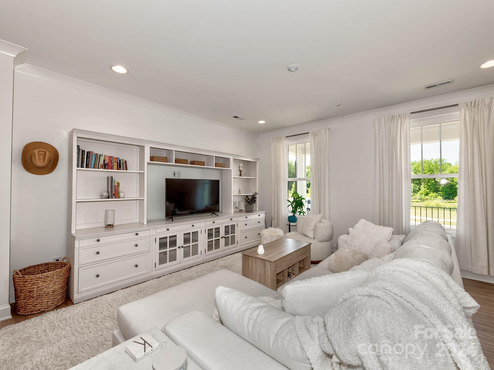 The Villas at Tuckers Walk - Residential