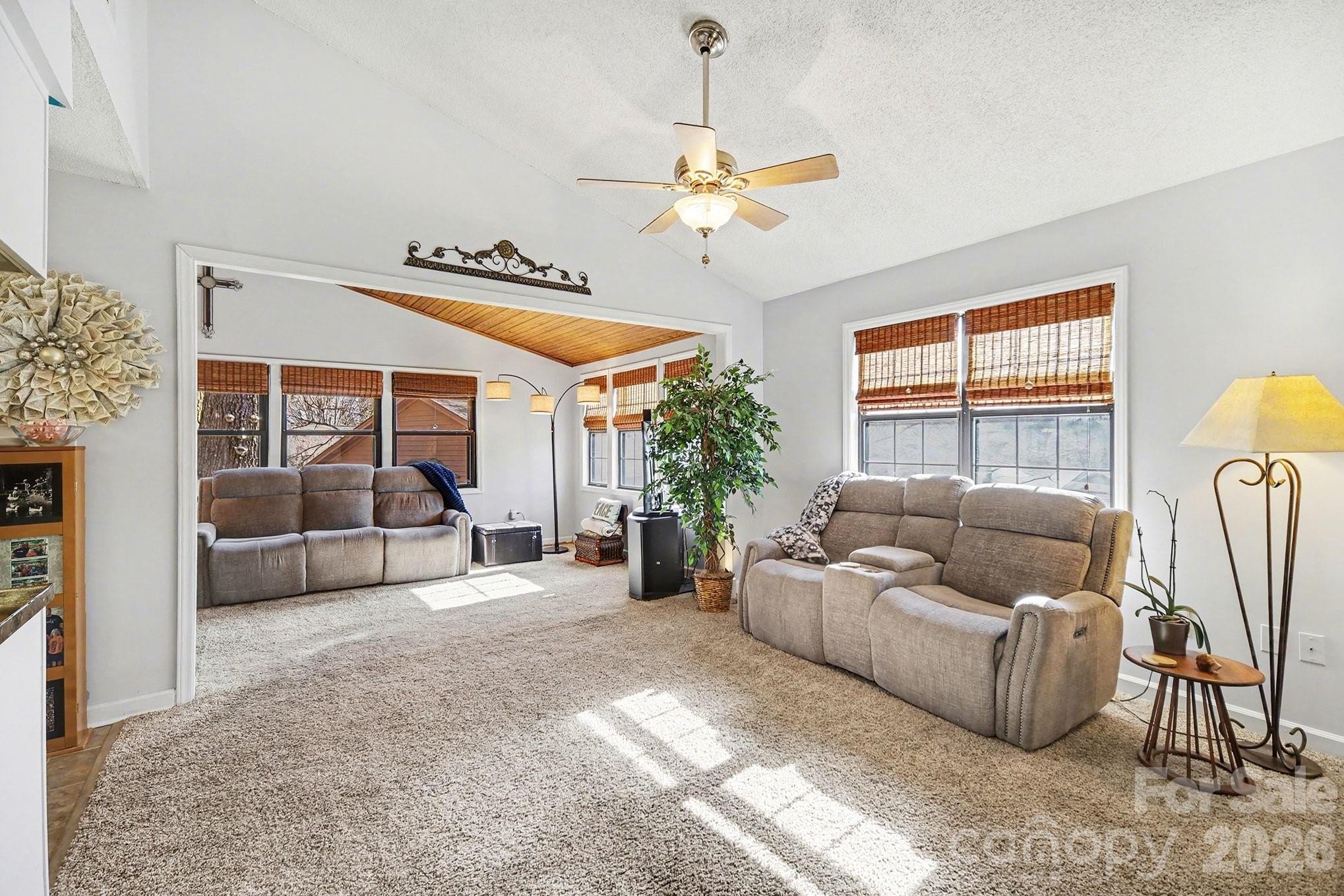 Wood Ridge - Residential