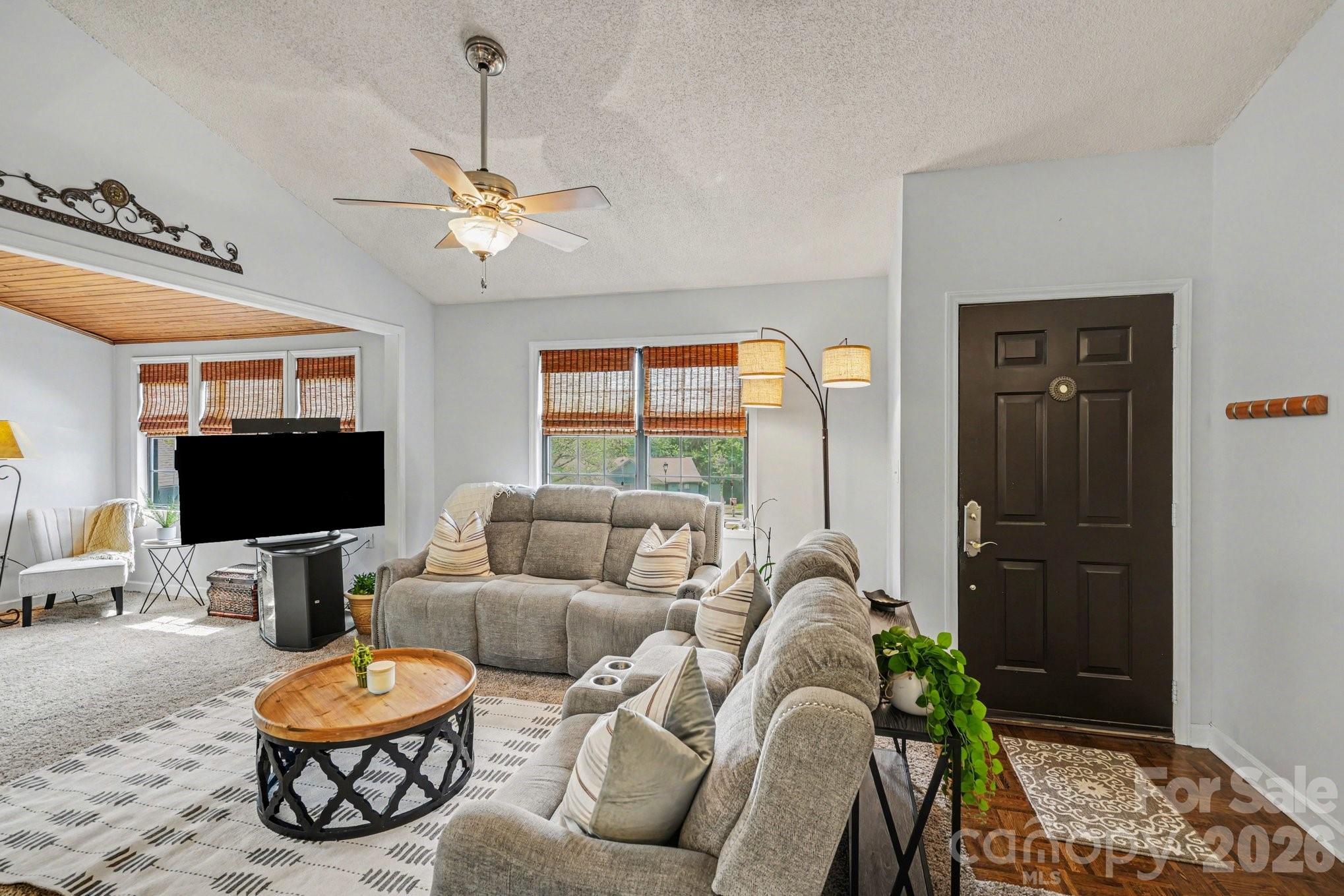 Wood Ridge - Residential