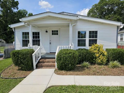 Single Family Residence in Gastonia NC 2614 Spencer Avenue.jpg