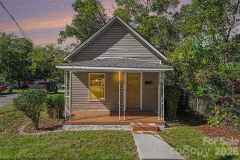Photo of 132 Loomis Street, Chester, SC 29706 (MLS # 4421500)