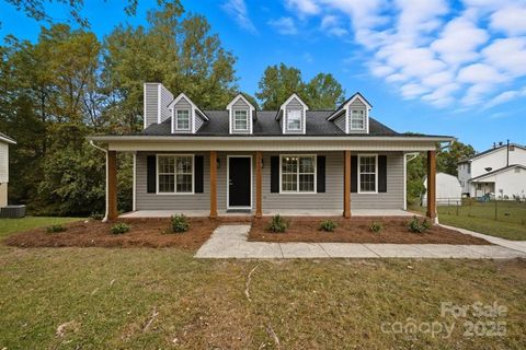 Photo of 3807 Broomstraw Court, Matthews, NC 28105 (MLS # 4303092)