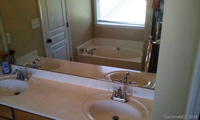 Oakhurst - Residential Lease