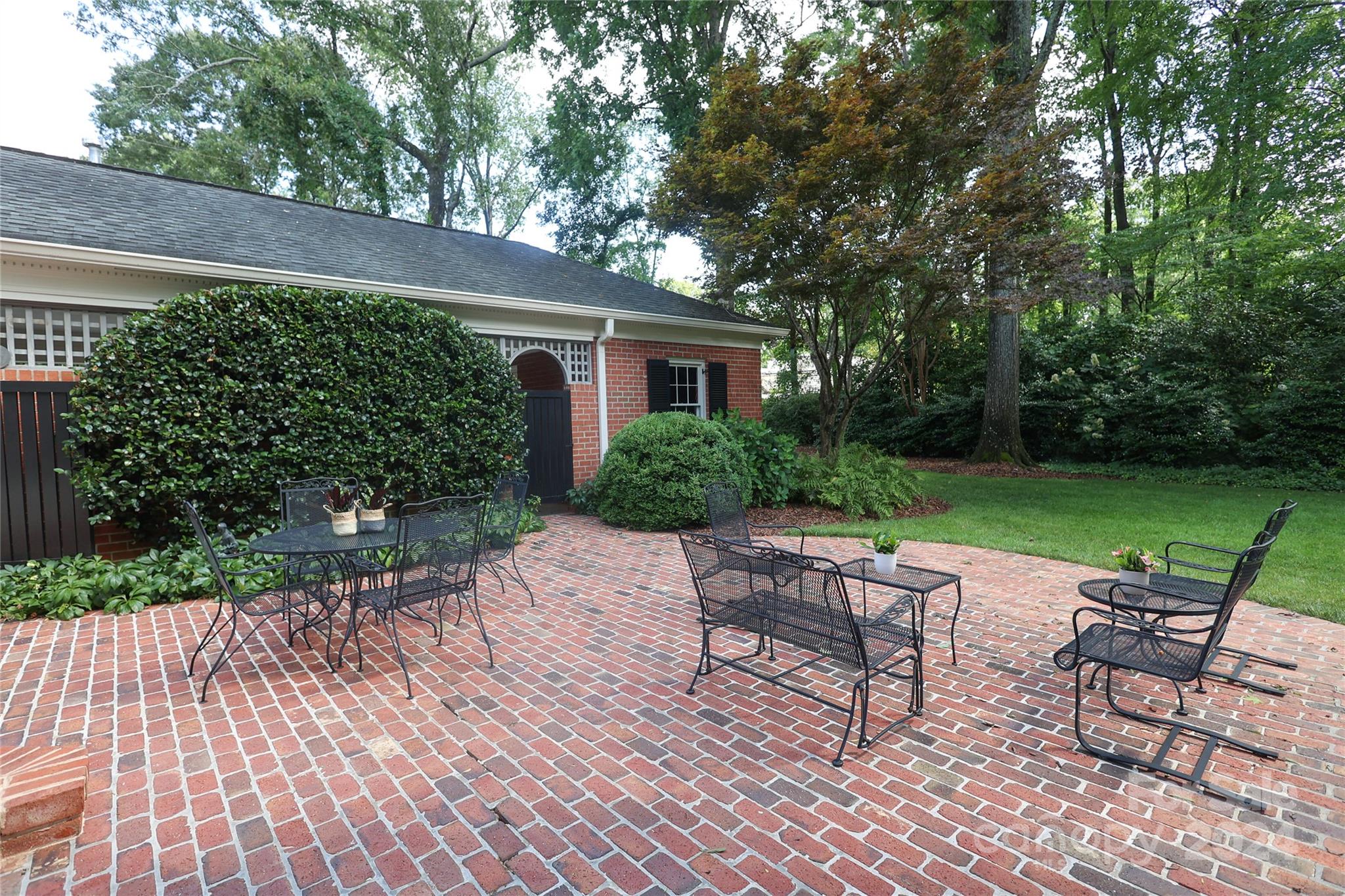 Foxcroft - Residential