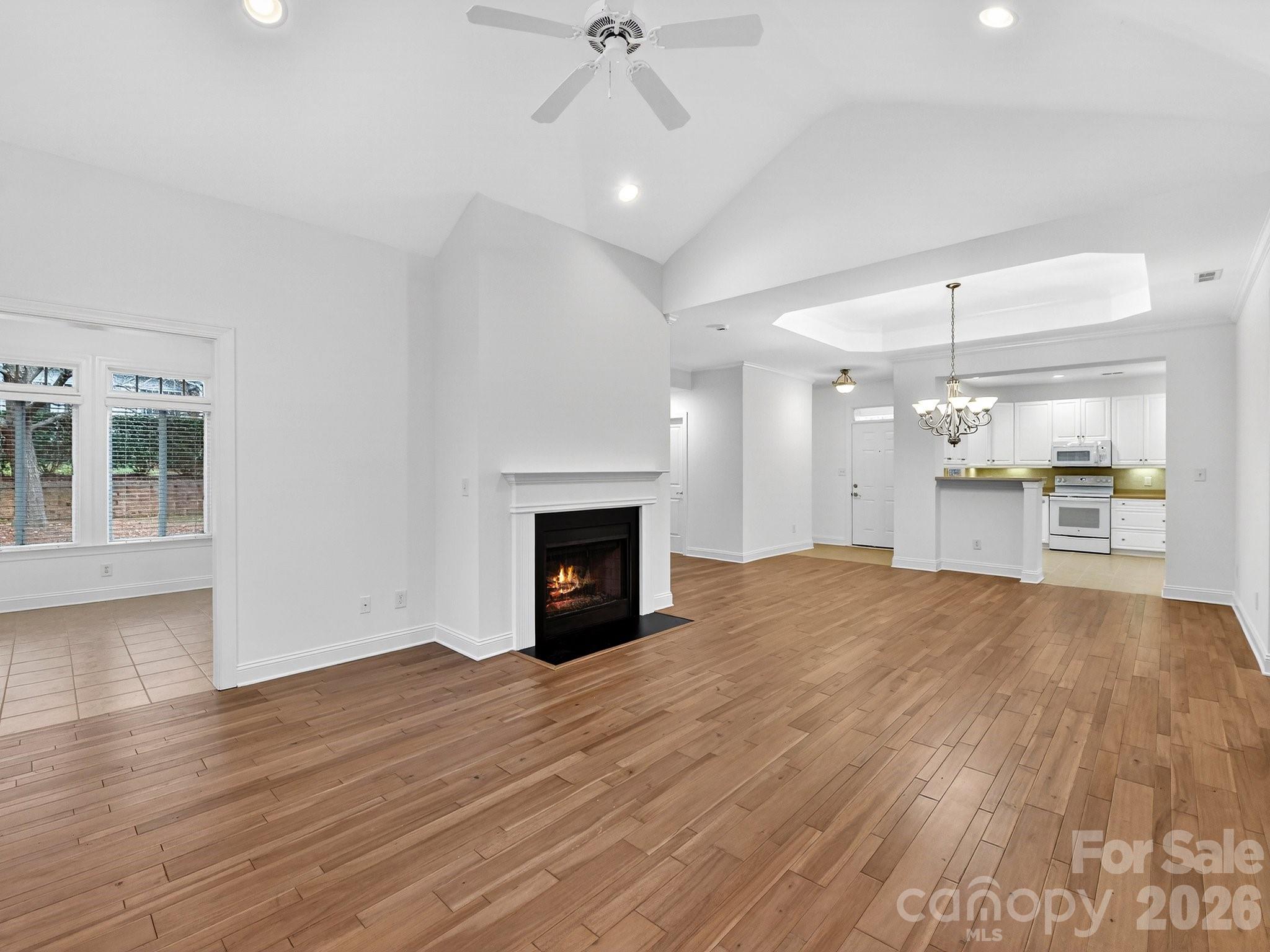 Bella Sera Villas - Residential