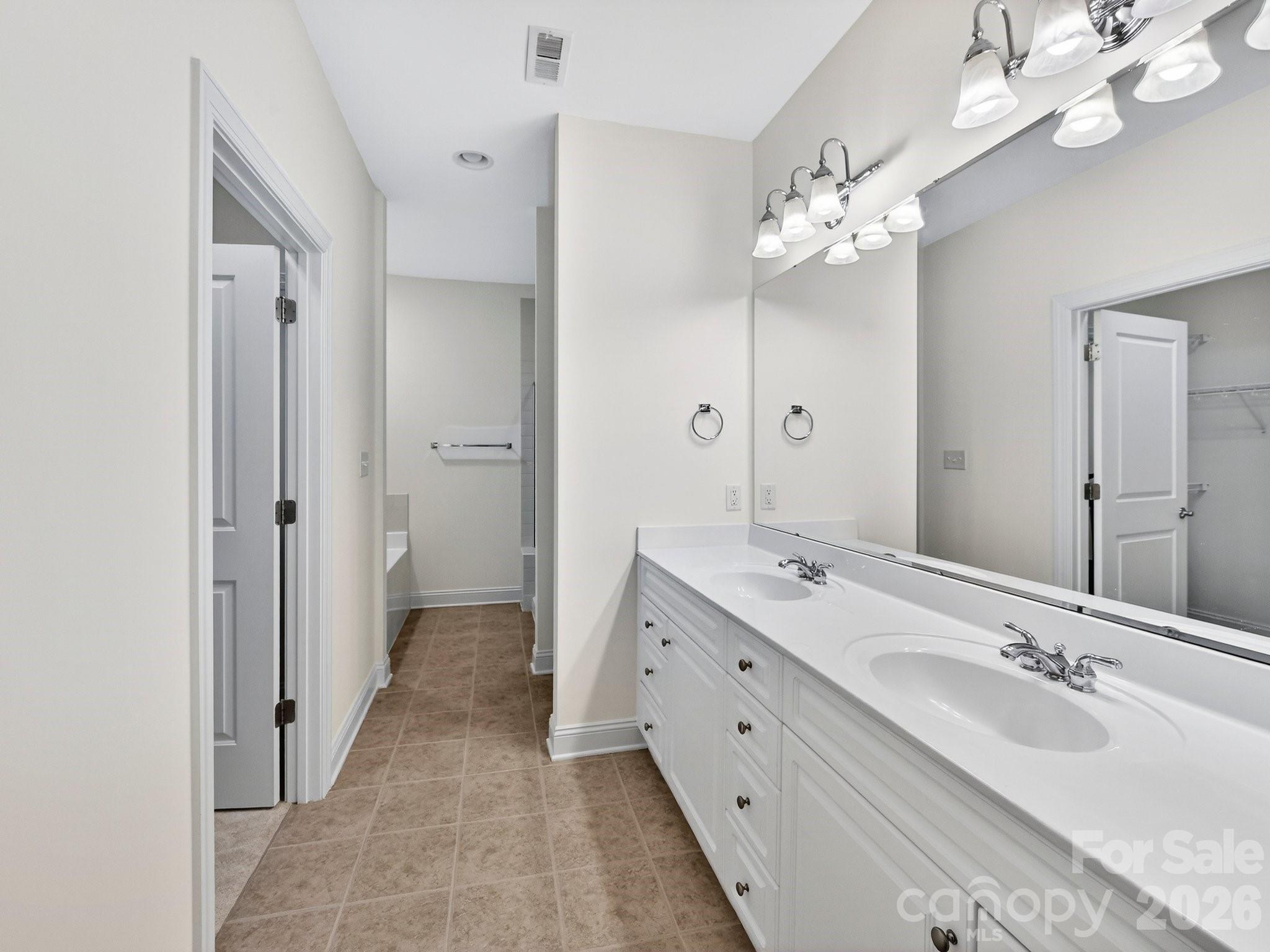 Bella Sera Villas - Residential