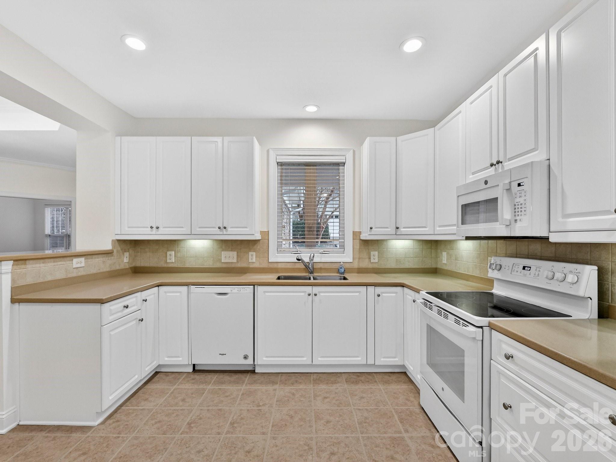 Bella Sera Villas - Residential