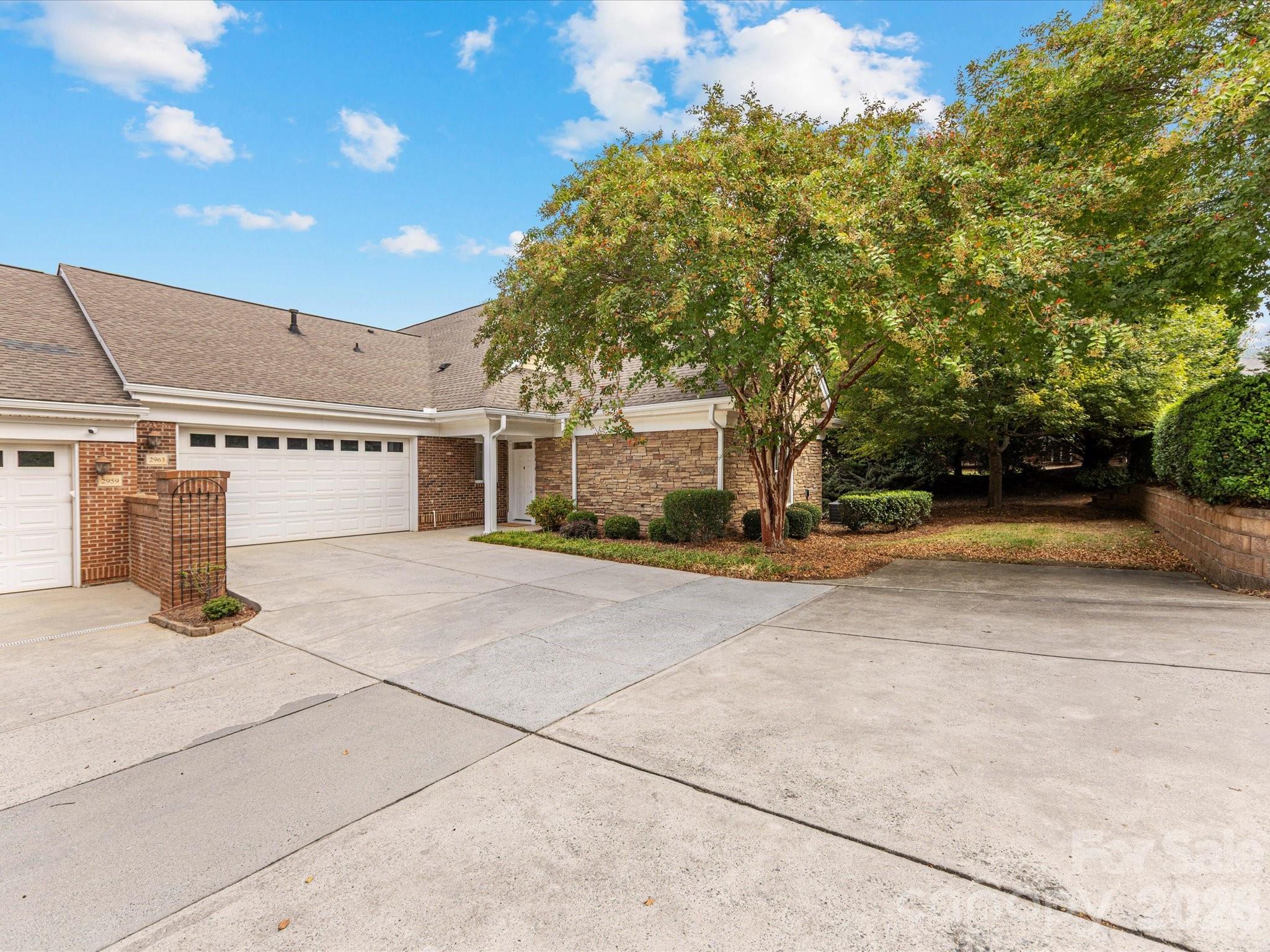 Bella Sera Villas - Residential