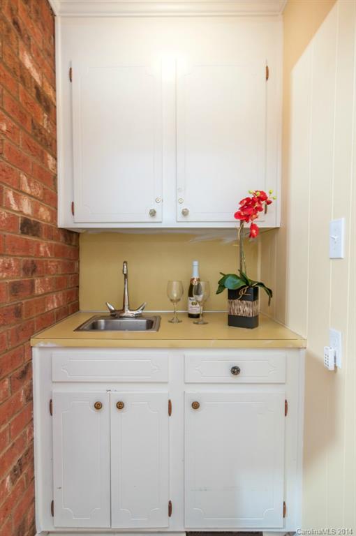 Old Salem - Residential