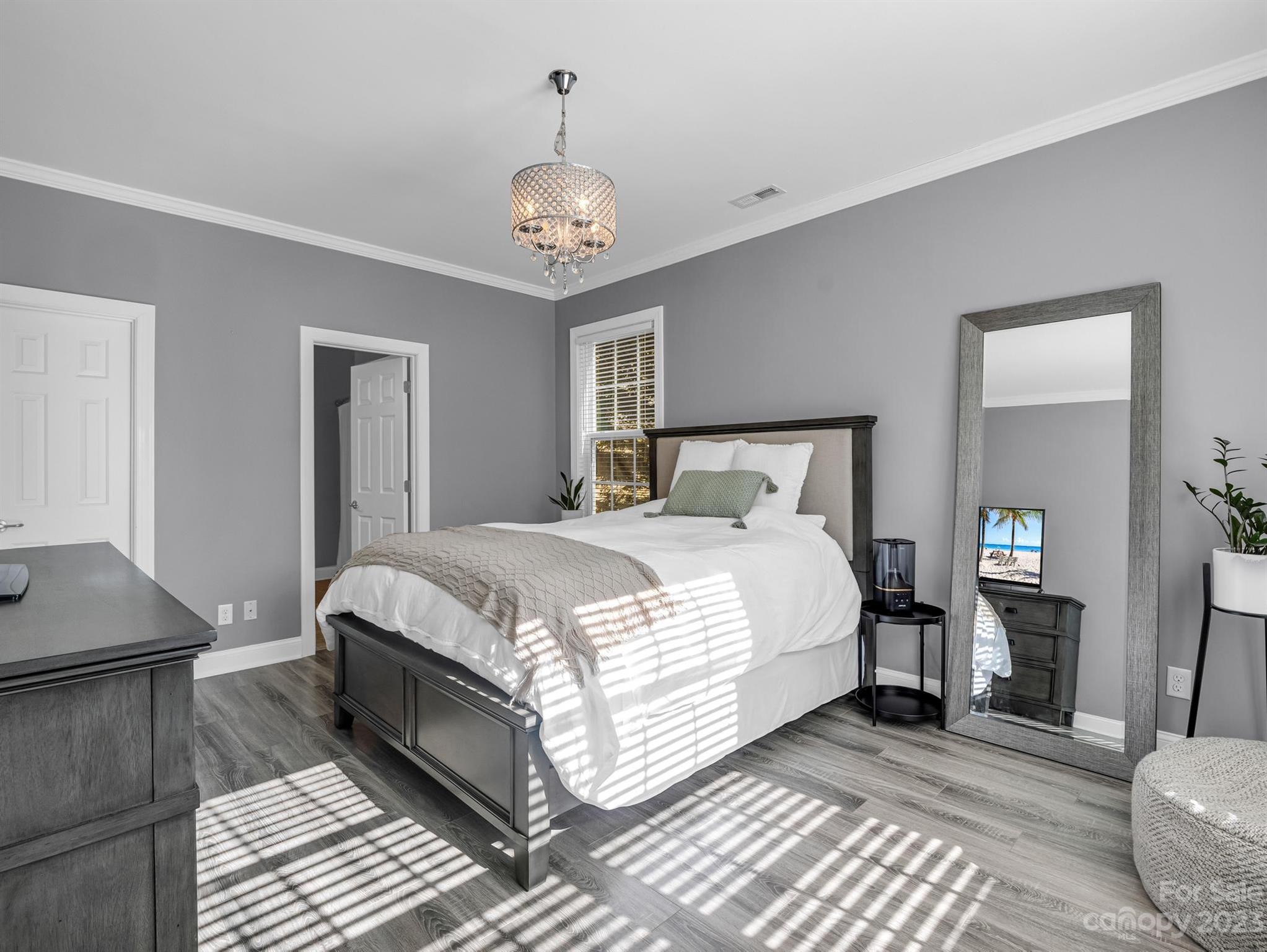 Waightstill Mountain - Residential