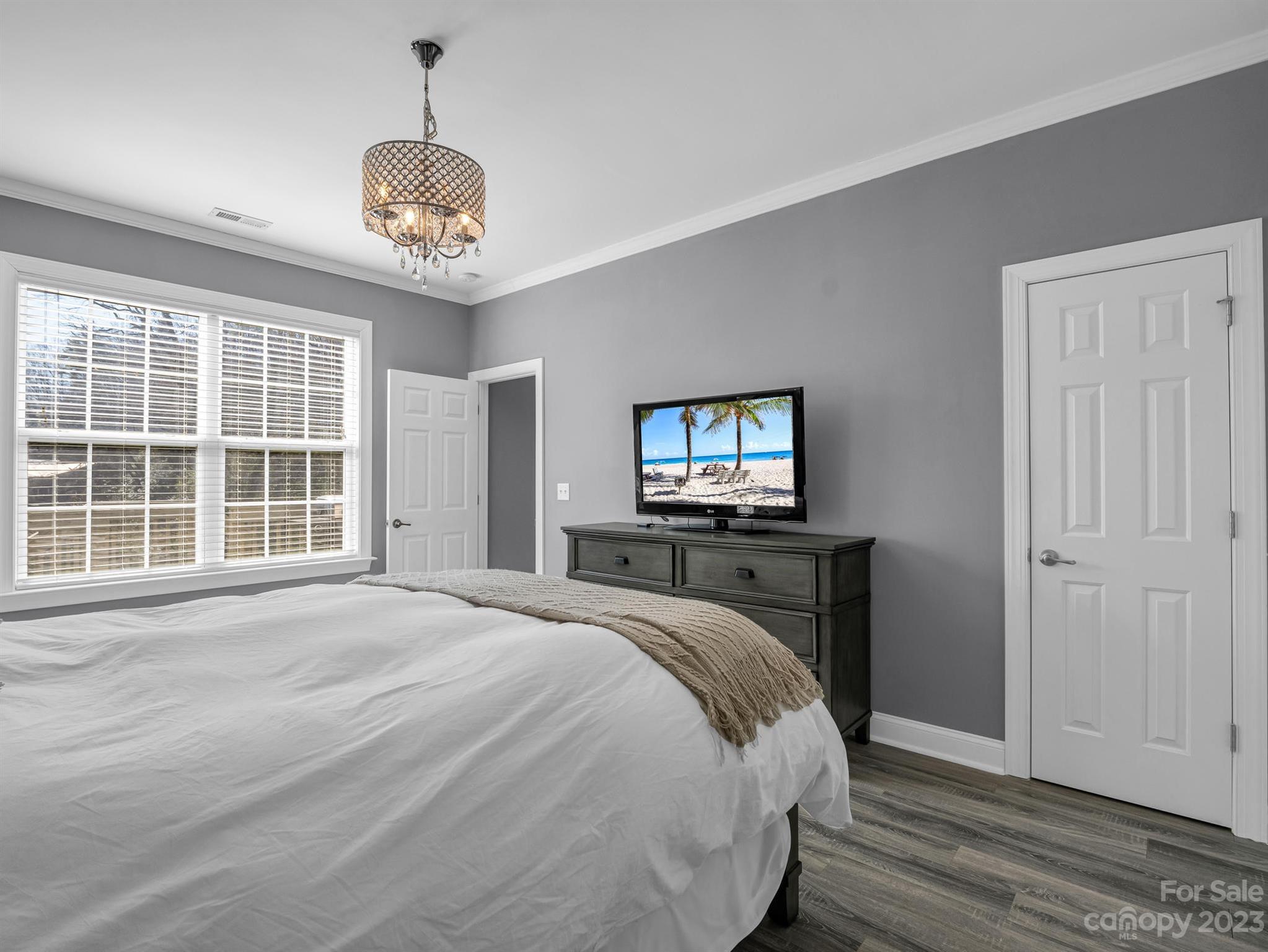 Waightstill Mountain - Residential