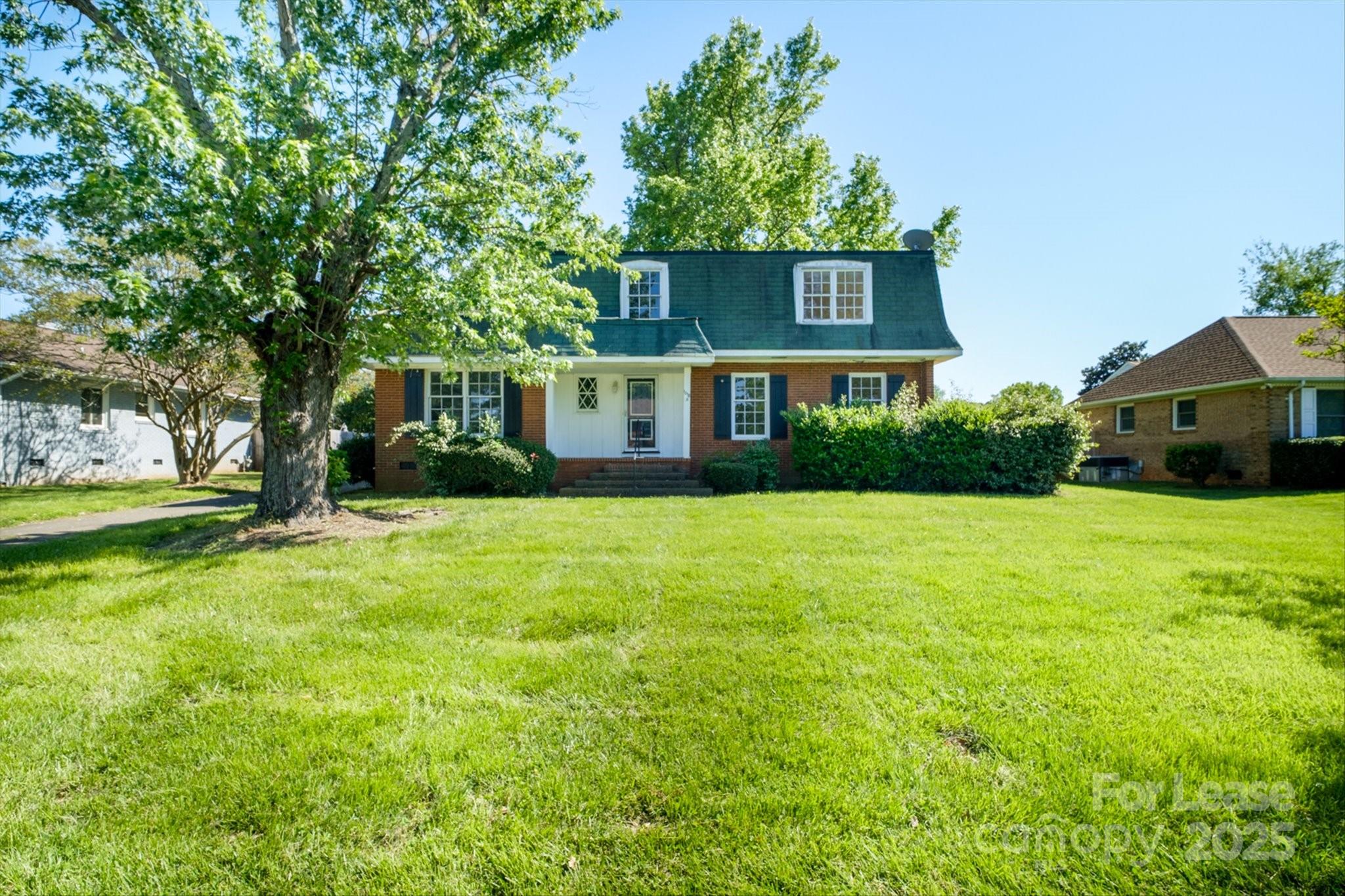 Montclaire - Residential Lease
