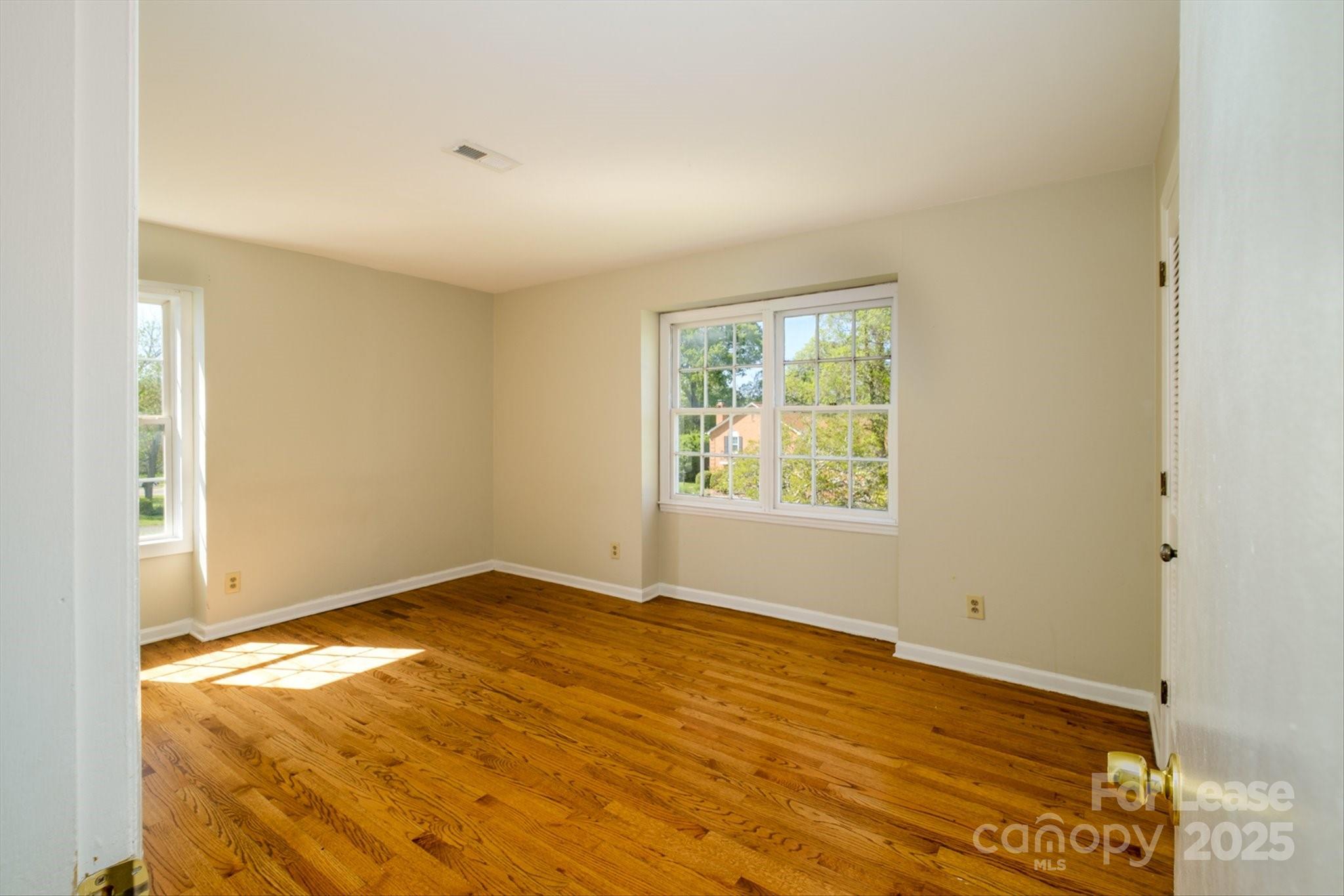 Montclaire - Residential Lease