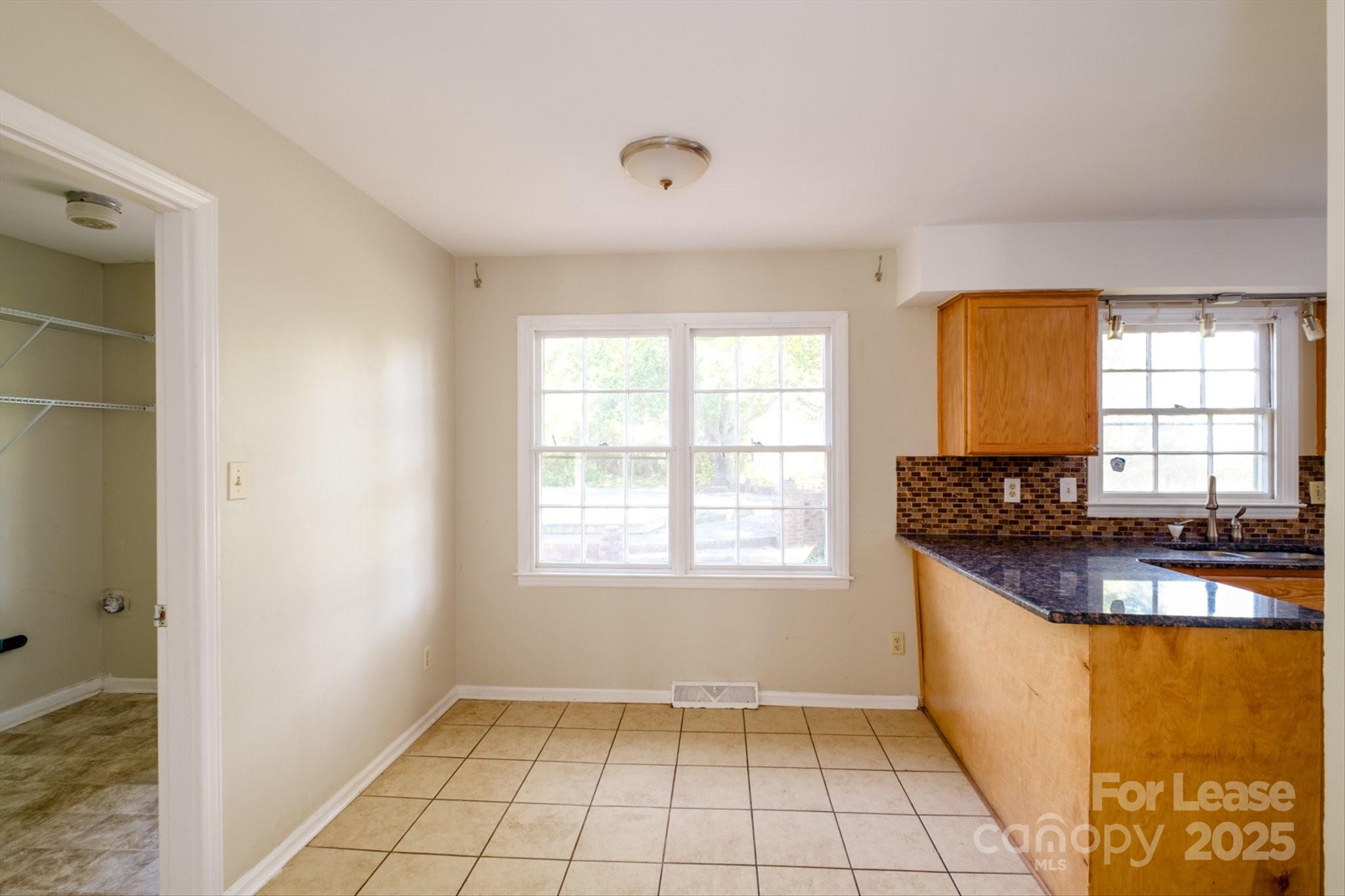 Montclaire - Residential Lease
