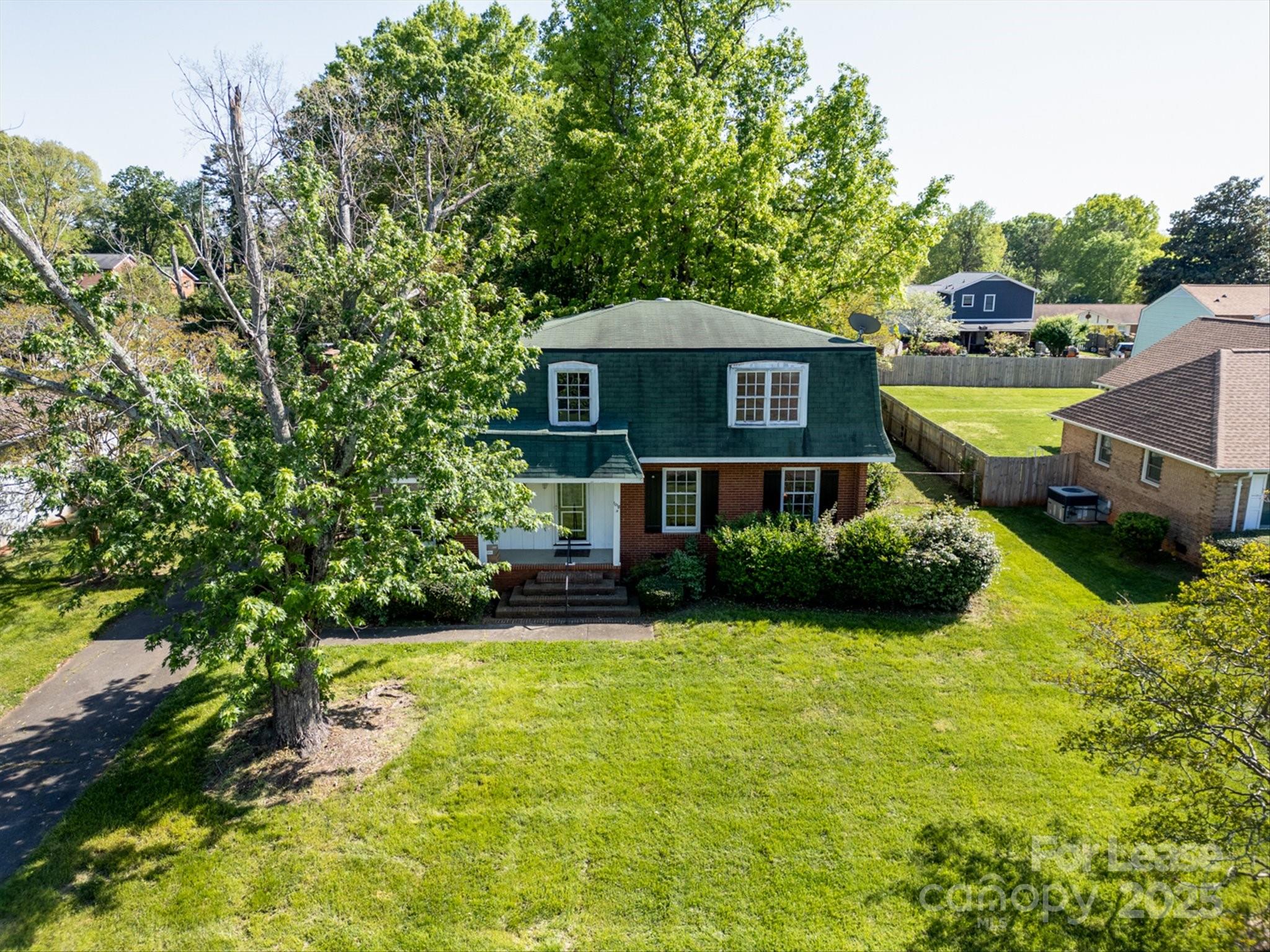 Montclaire - Residential Lease