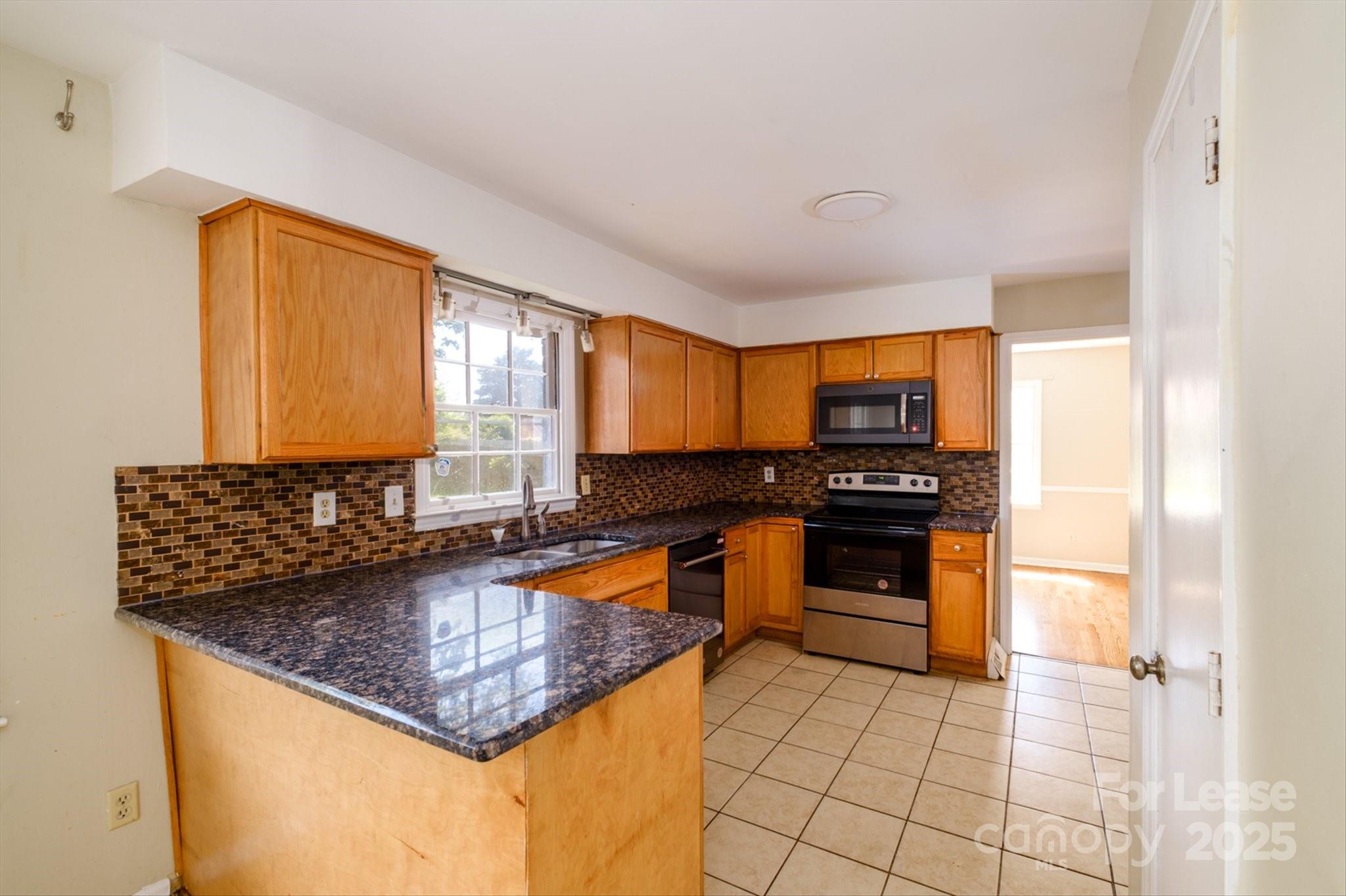 Montclaire - Residential Lease