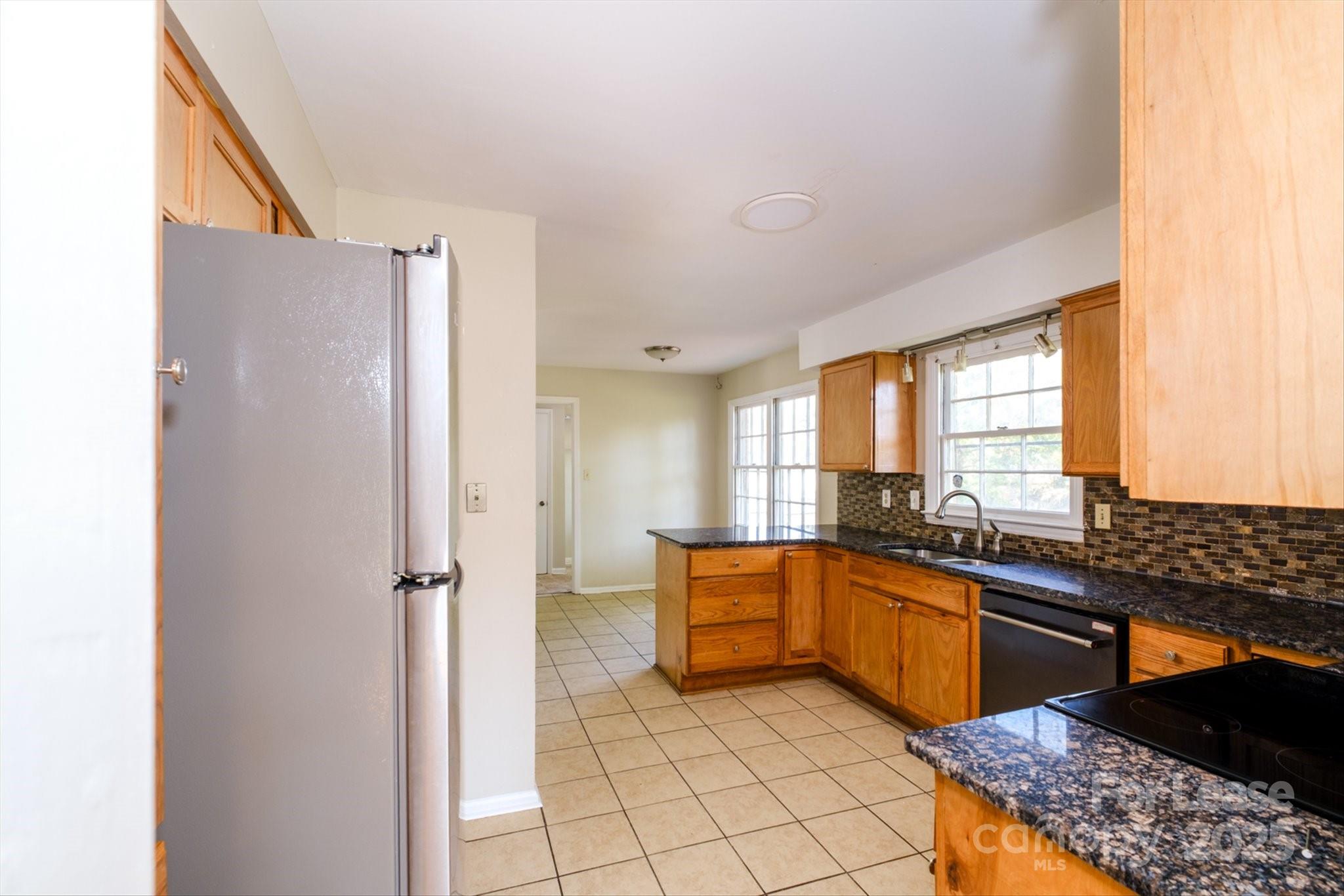 Montclaire - Residential Lease