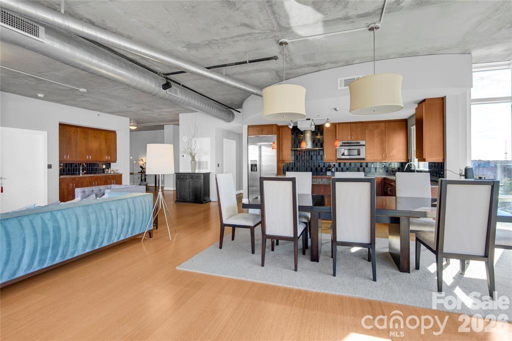 505 E 6th Street 701