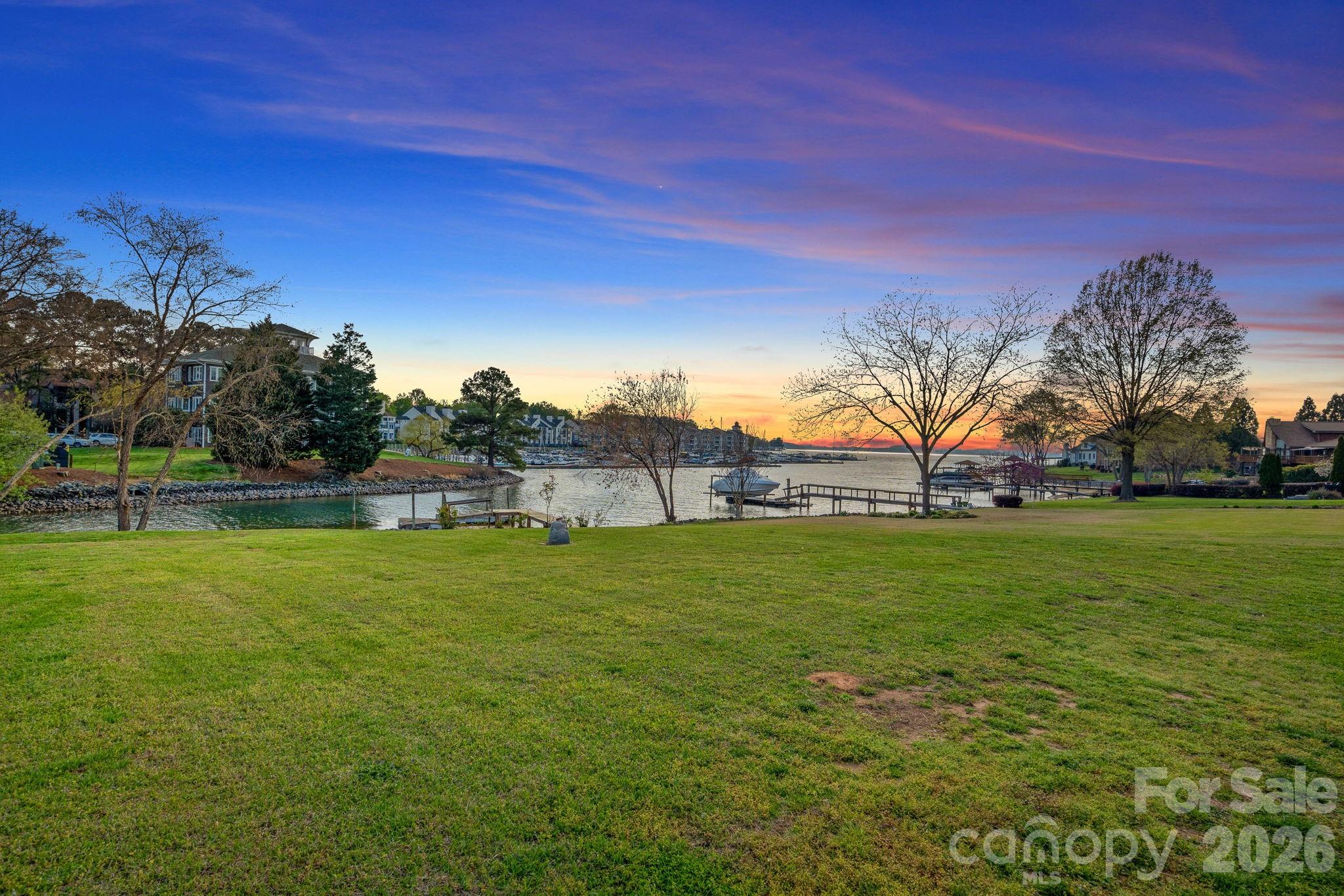 Bluff Point - Residential