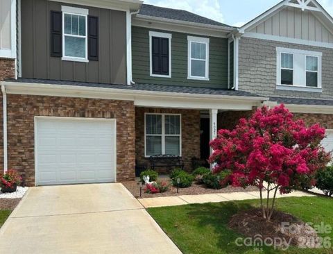 Photo of 5023 American Bittern Lane, Charlotte, NC 28214 (MLS # 4365737)