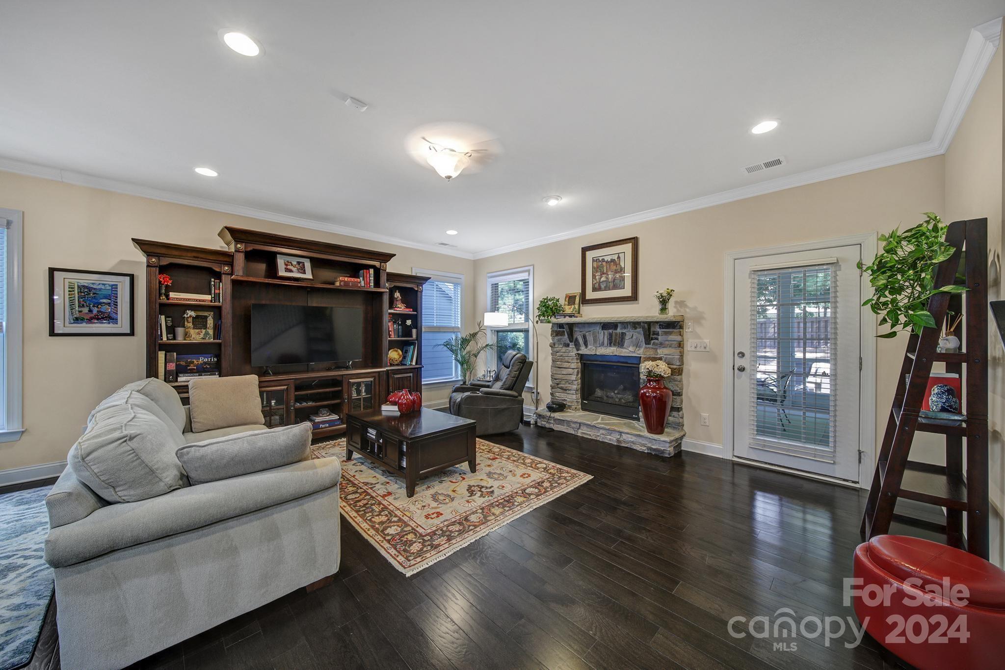 Cameron Creek - Residential