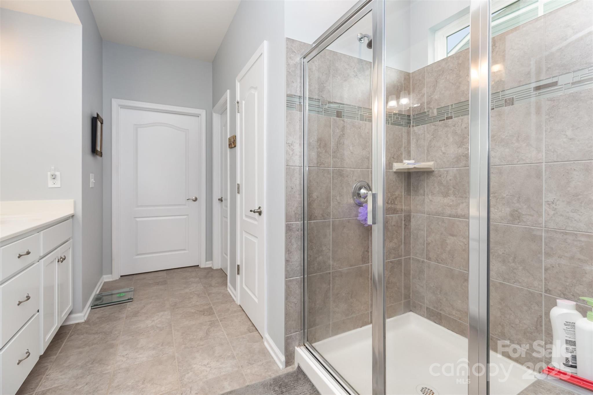 Tree Tops - Residential