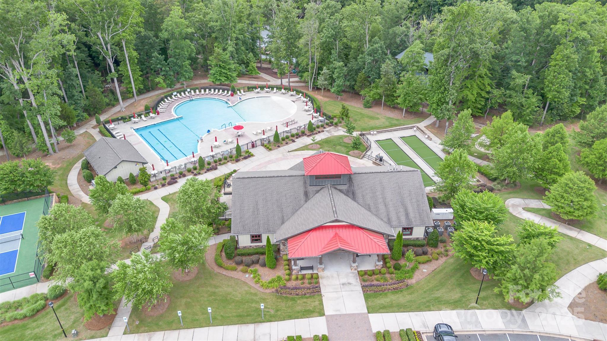 Tree Tops - Residential