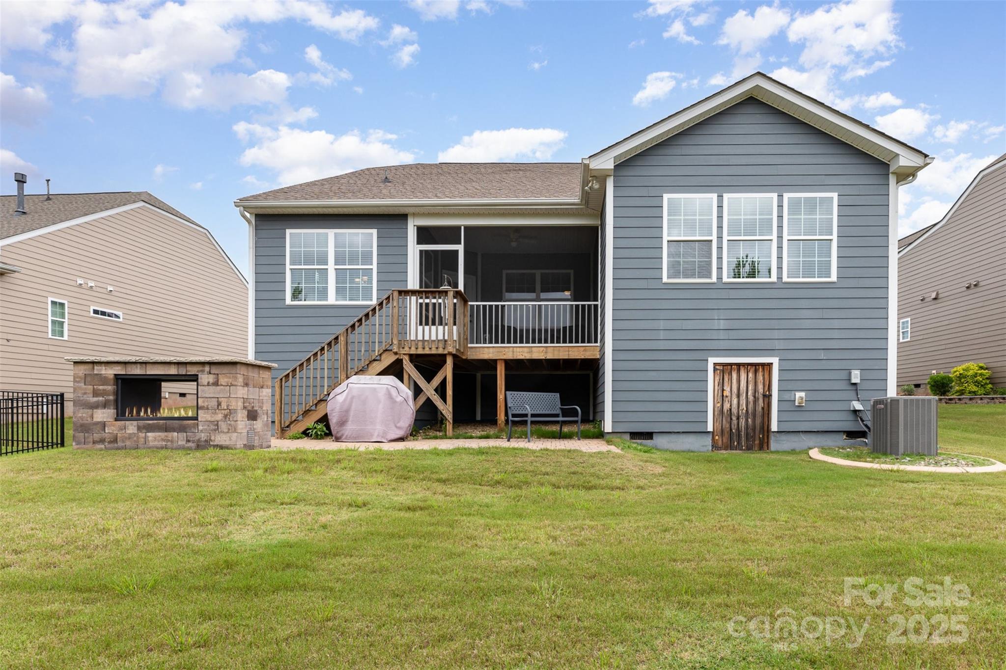 Tree Tops - Residential