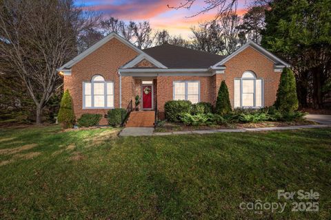10012 Lattice Court Charlotte NC 28269