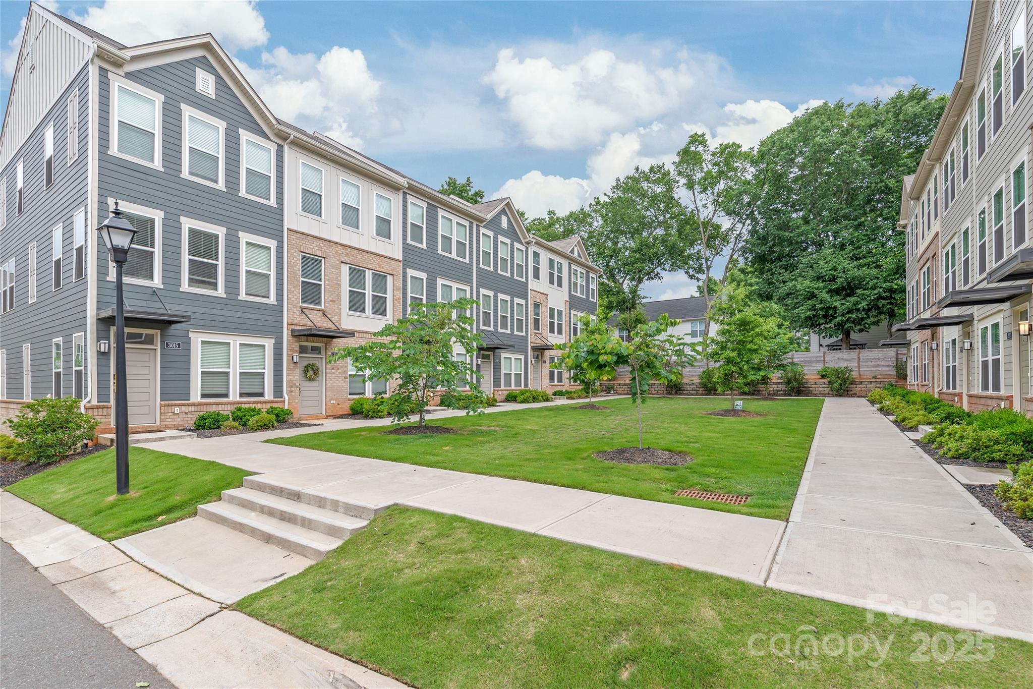 3007 Citizens Lane
