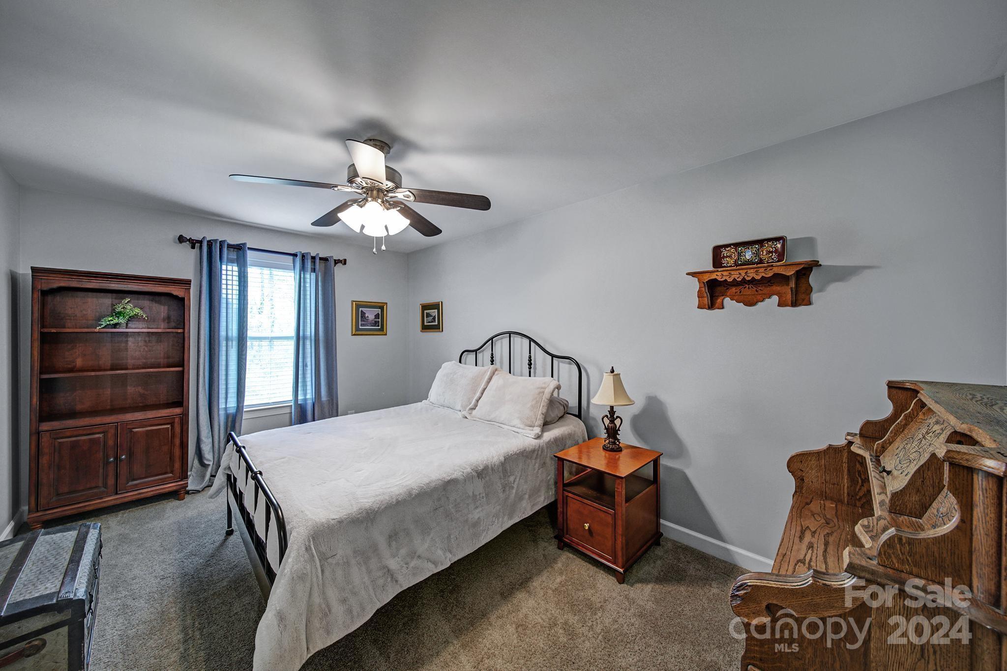 Fox Ridge - Residential