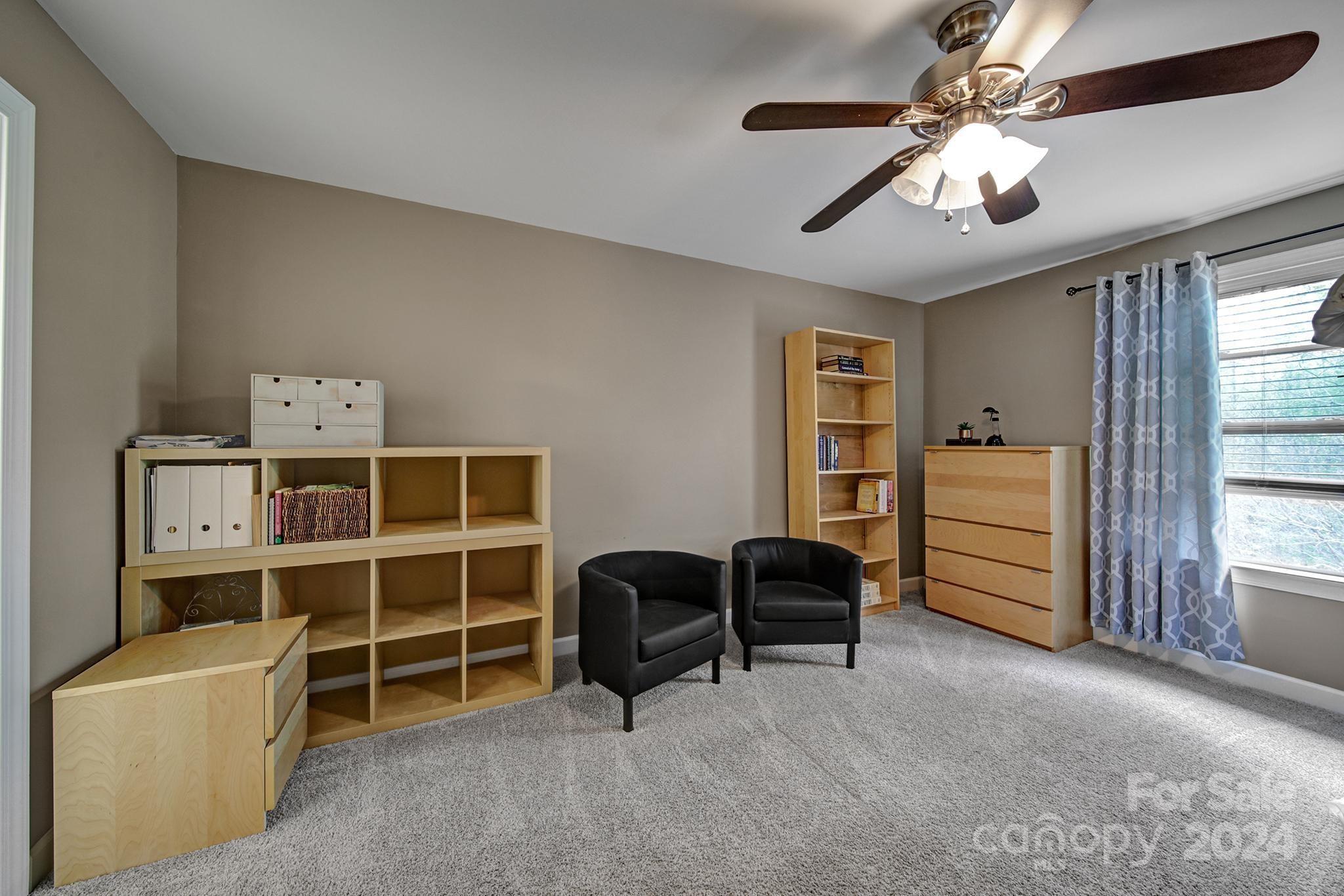 Fox Ridge - Residential