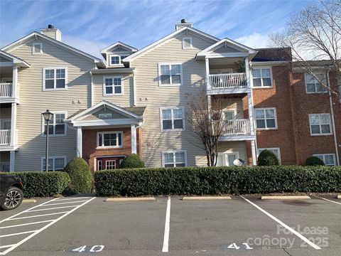 Photo of 10648 Hill Point Court, Charlotte, NC 28262 (MLS # 4320589)