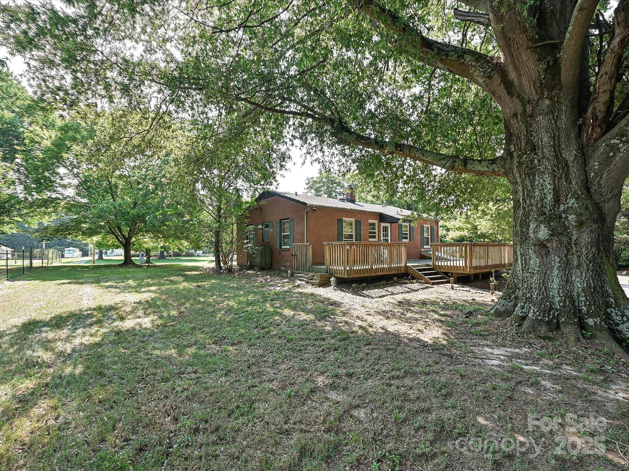 1410 Shearers Road