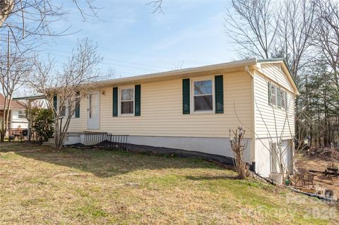 56 Fairview Avenue Hendersonville NC 28792