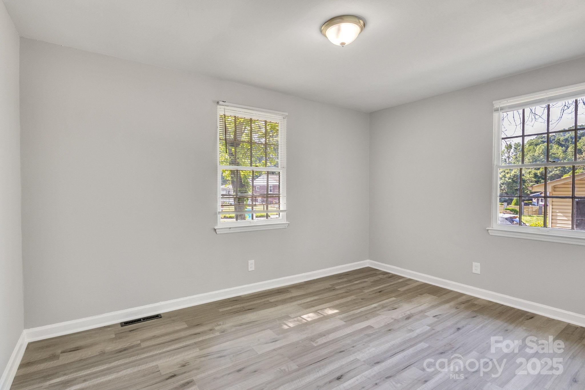 3637 Glenville Road