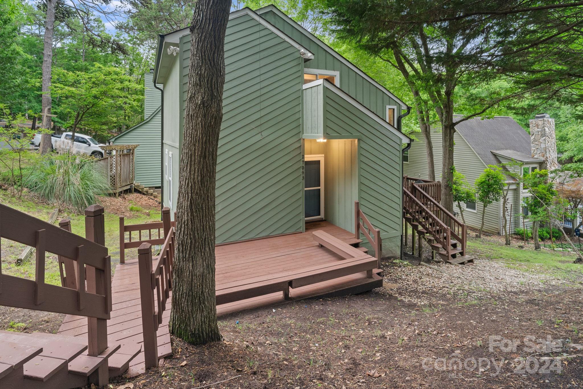 Tega Cay - Residential