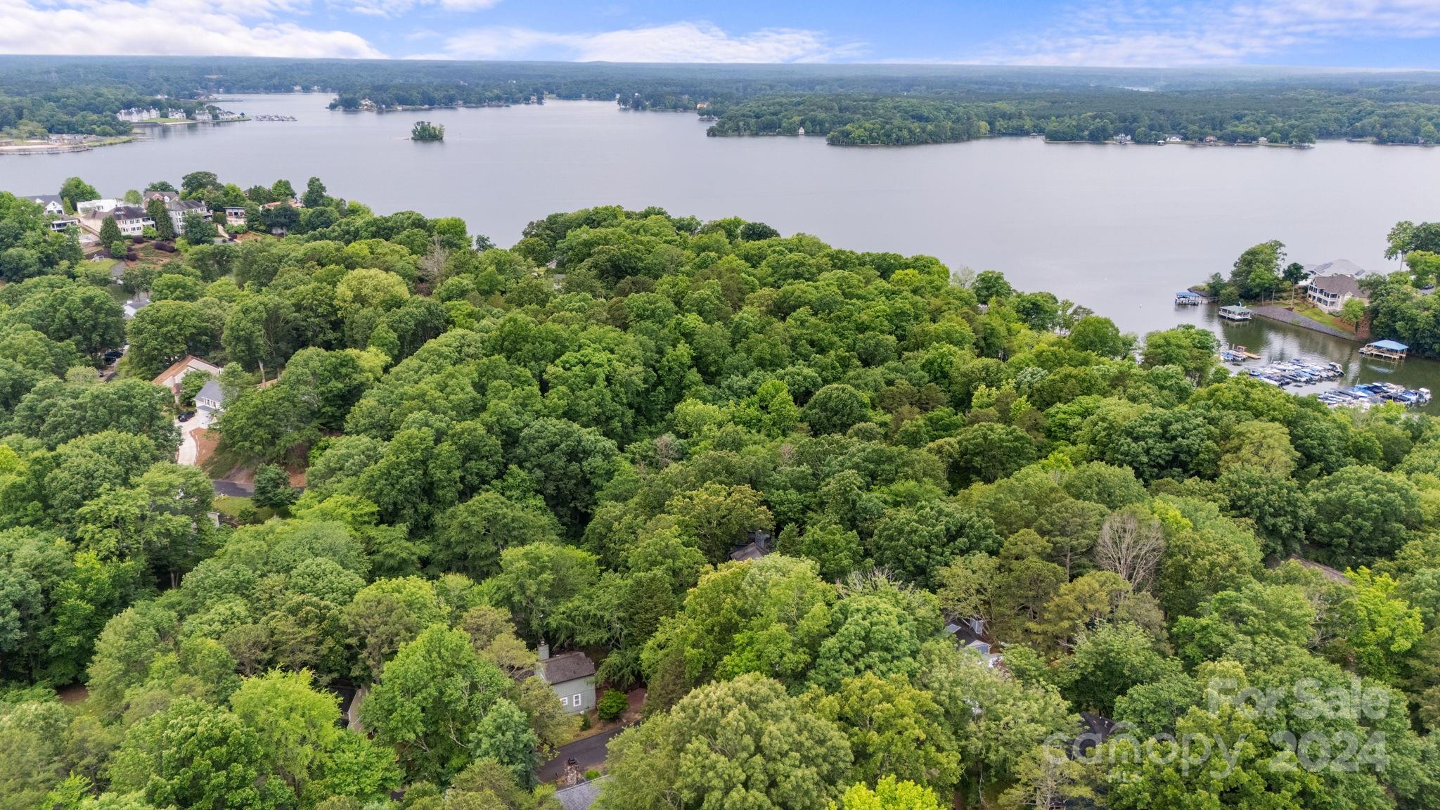 Tega Cay - Residential