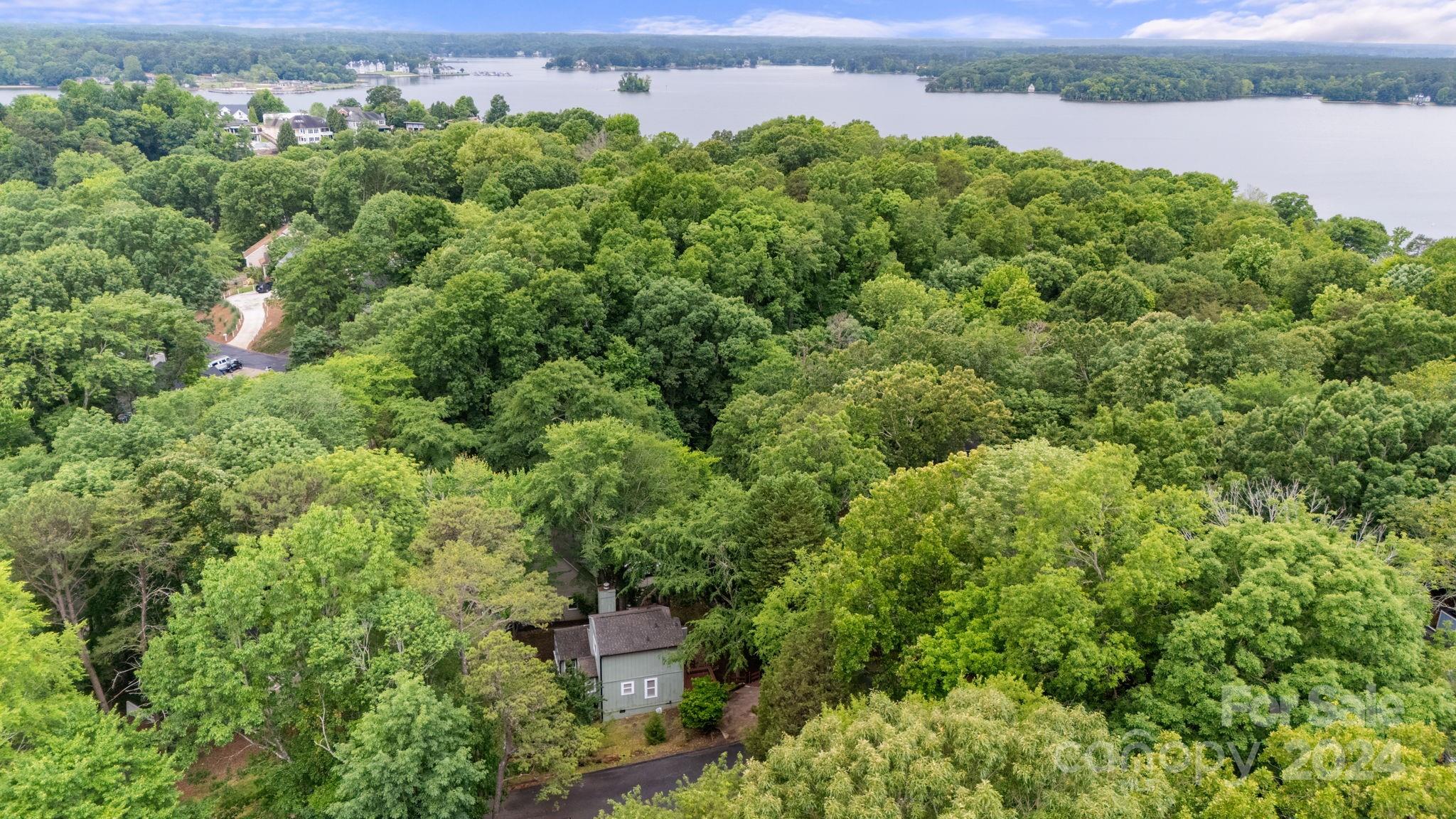 Tega Cay - Residential