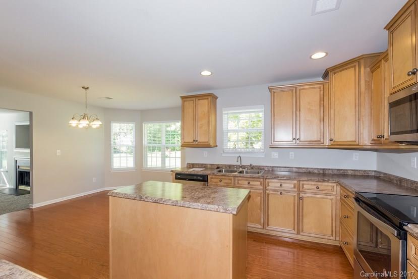 Leslie Brooke - Residential Lease