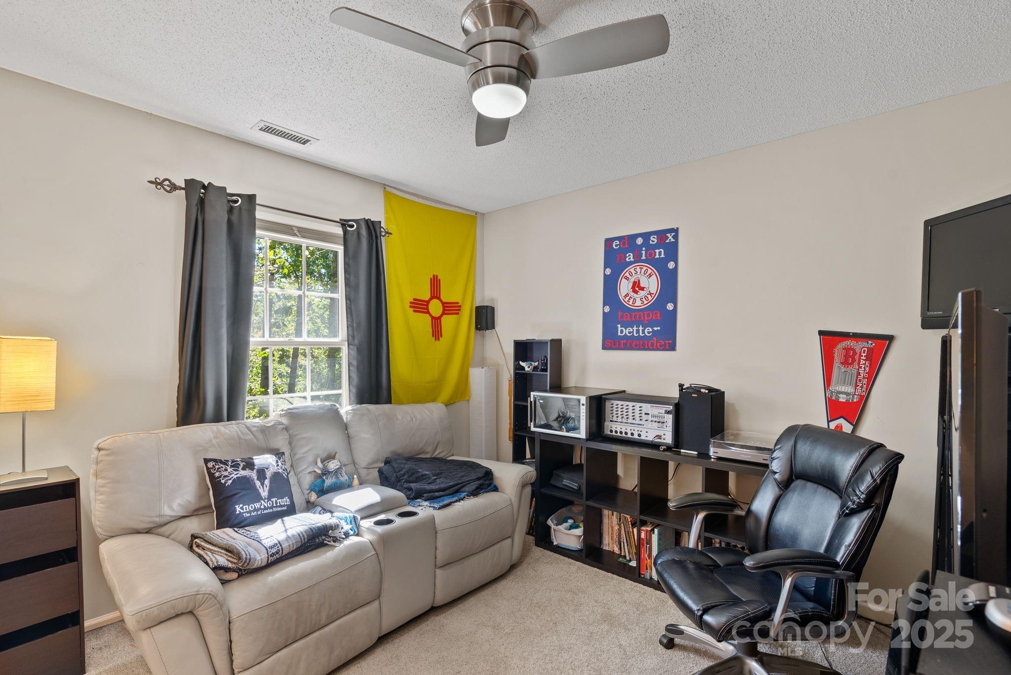 Hunters Trace - Residential