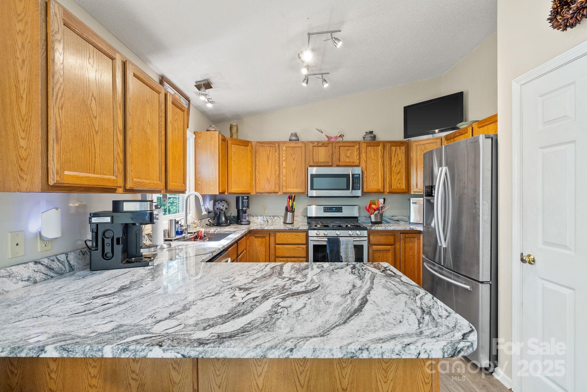 28 Foxberry Drive