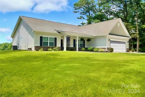 Single Family Residence in Stanfield NC 12011 Saddle Back Trail.jpg