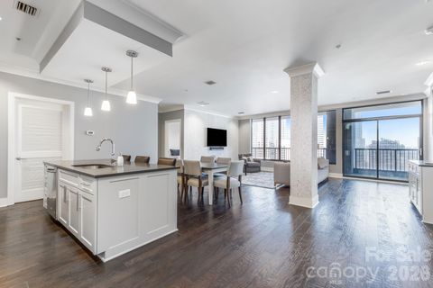 222 S Caldwell Street 2005 Charlotte NC 28202